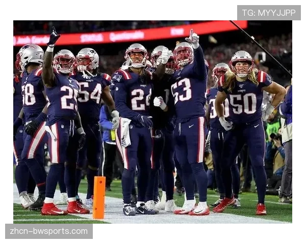 中国男队四分卫携手跑卫巧施战术变幻展现对阵科威特进攻新风貌