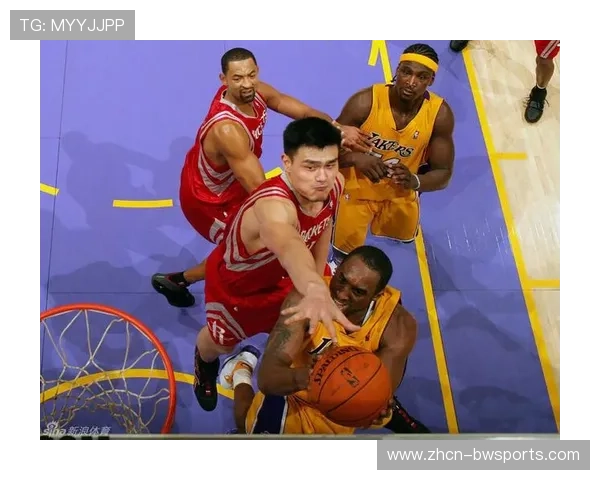 姚明入选国际篮联名人堂 中国篮球界共同欢庆辉煌时刻