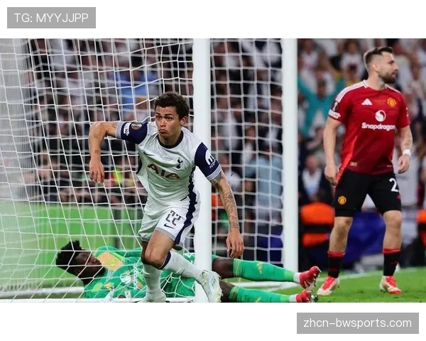 舍什科替补登场半小时7对抗0成功，伤退致曼联10人应战