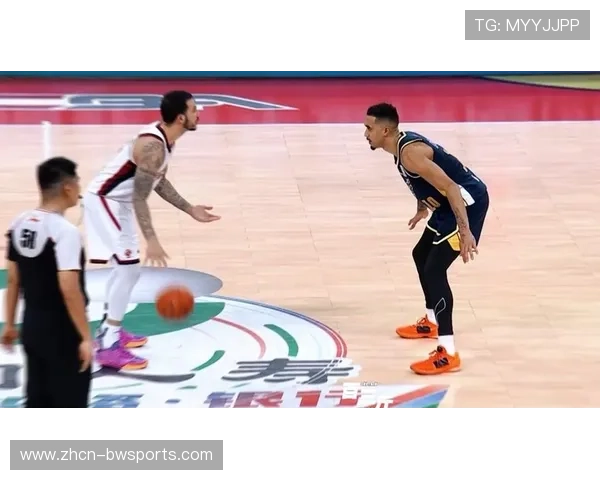 约克超远三分绝杀回放，技术台角度捕捉经典瞬间