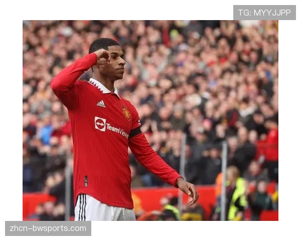 姆伯莫角球地面战破僵，曼联战术布置击穿热刺十人防线