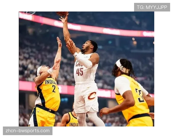 全明星循环赛第三场，美国星条队48-45准绝杀世界队晋级决赛